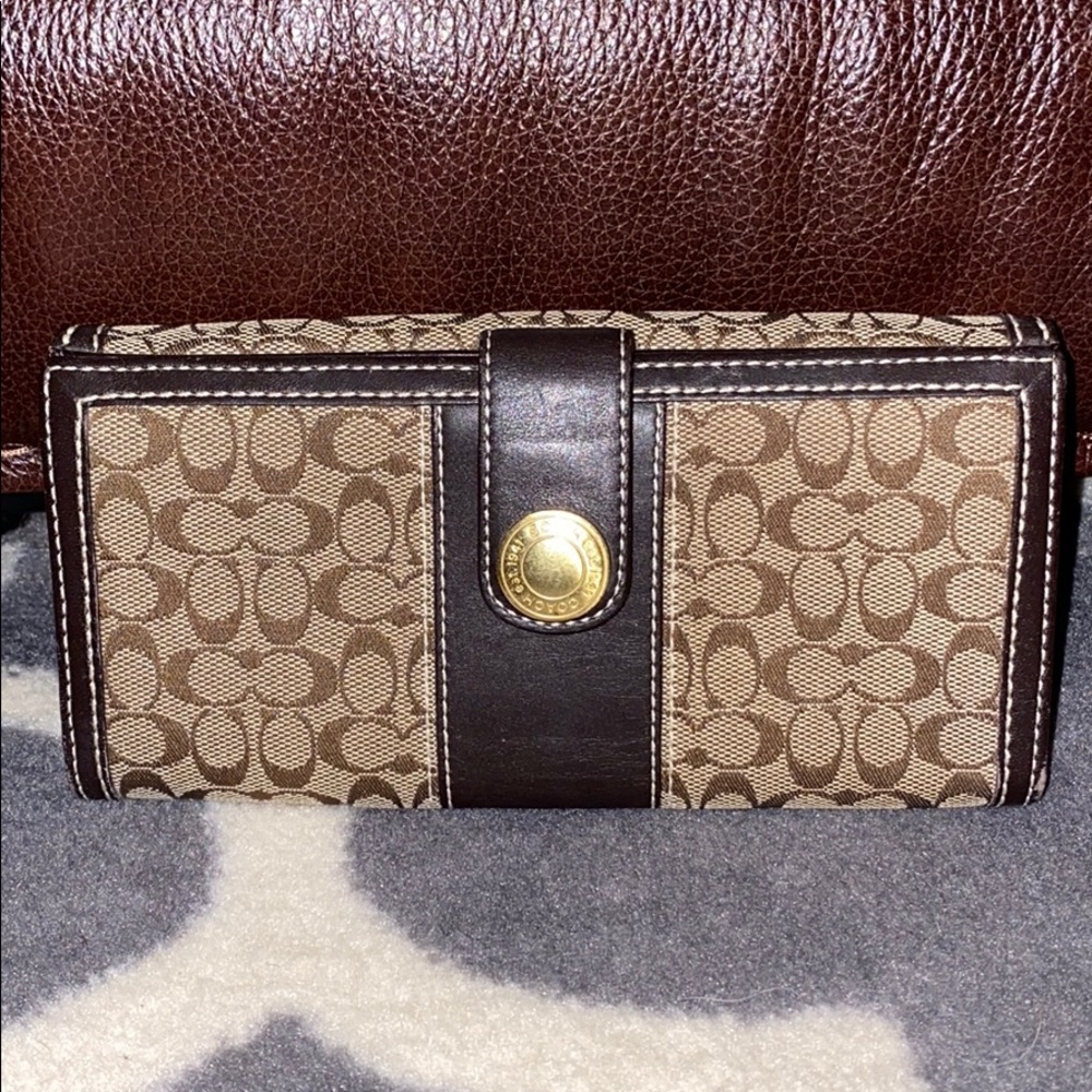 Coach wallet